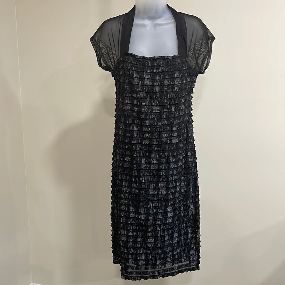 NWOT R&M Richards black and grey sheer layered dress. Size 8 M medium